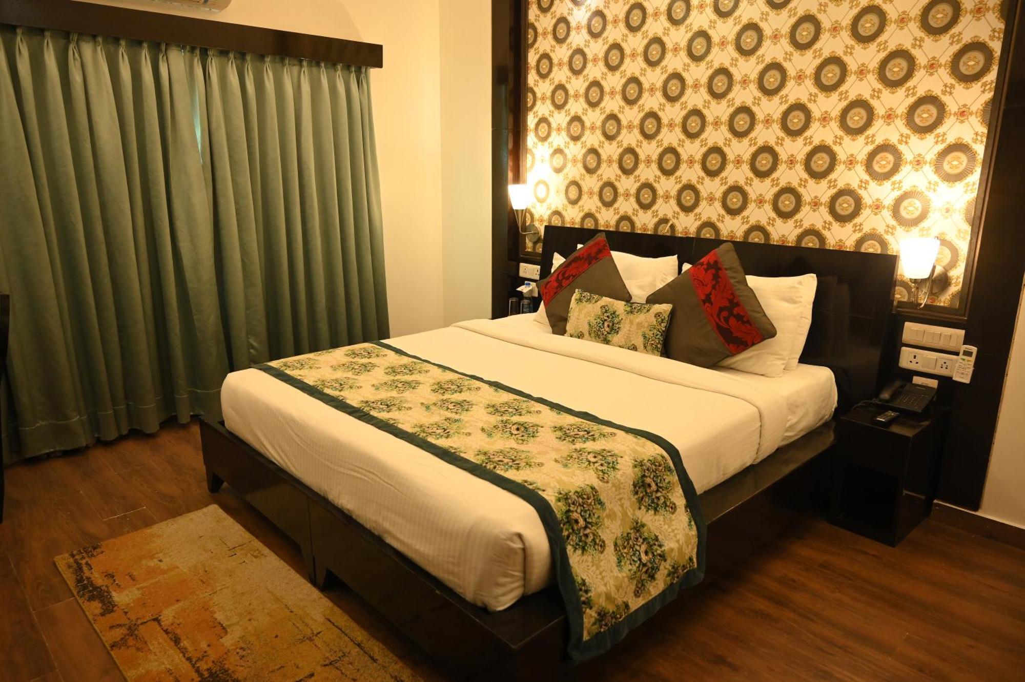 The Vaishnavi Hotel Deoghar Exterior photo